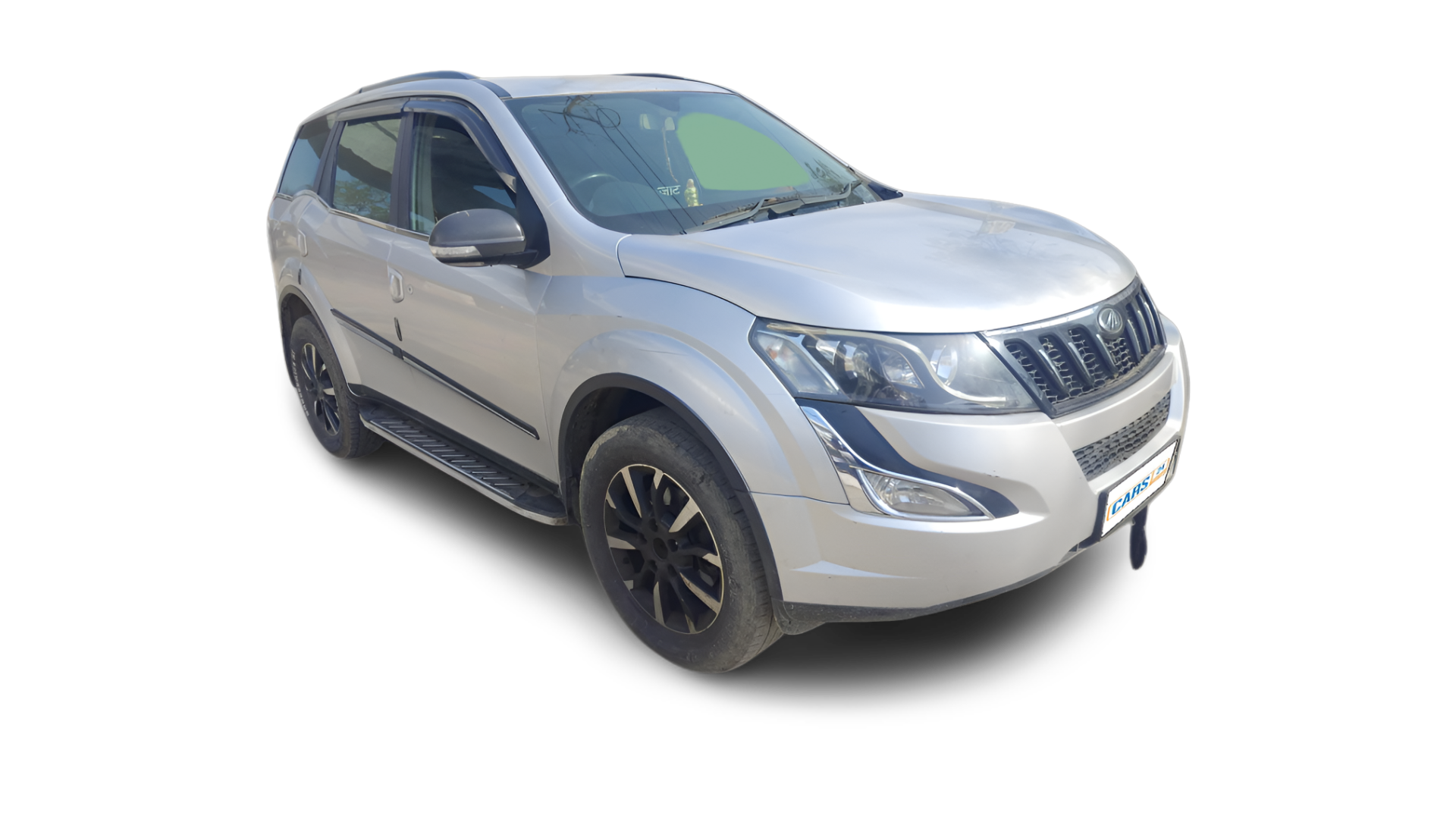 Mahindra XUV500-img